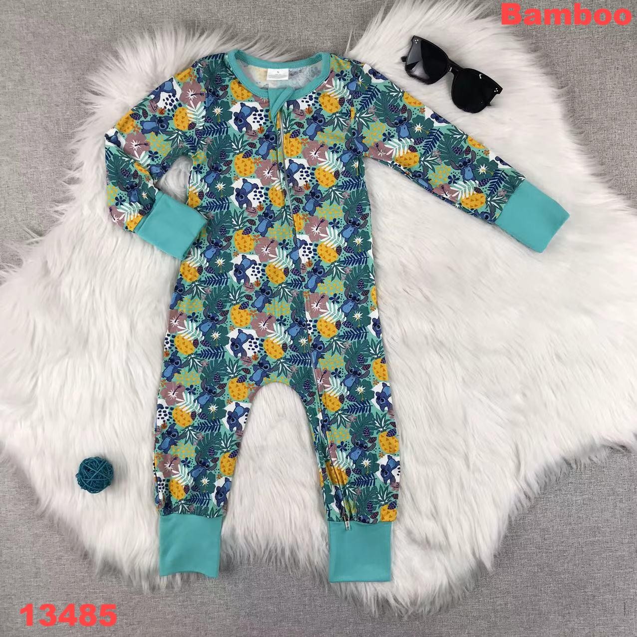 Bamboo Fiber Black & White Cow - Bamboo Bodysuit Baby recension och pris
